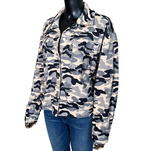 Savanna Jane Camo Utility Jacket - Black, Tan, Cream - Picture 5 of 10